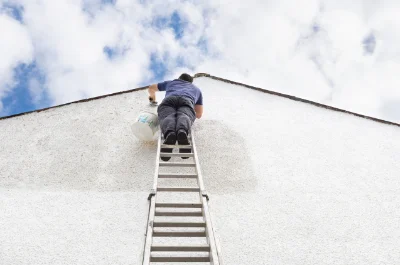Peinture extérieure à Serralongue — façades et ravalement